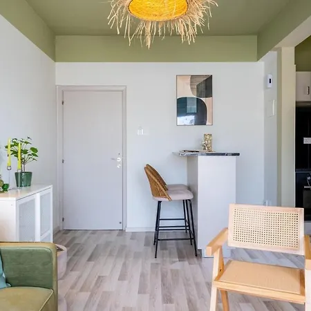 Dune - 1 Bedroom Retreat W Balcony In Mackenzie Larnaca